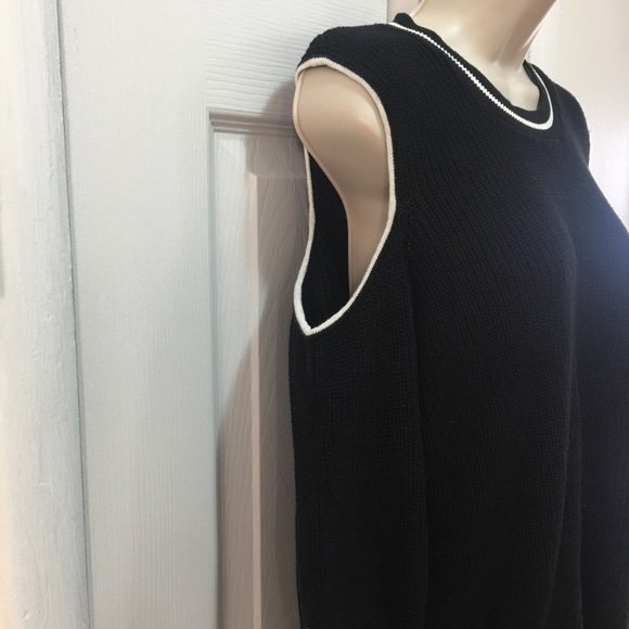 Who what wear Black Ribbed Cold Shoulder Sweater - Picture 4 of 6